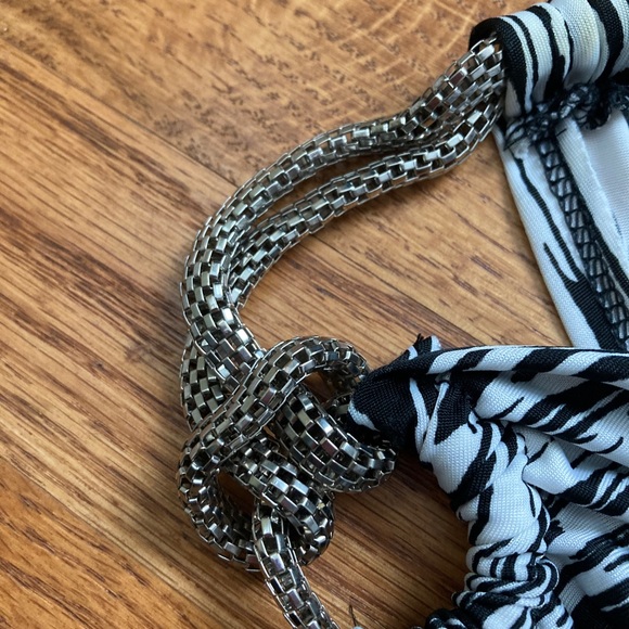 Sexy Summer Dress w/metal embellishments - Picture 9 of 10